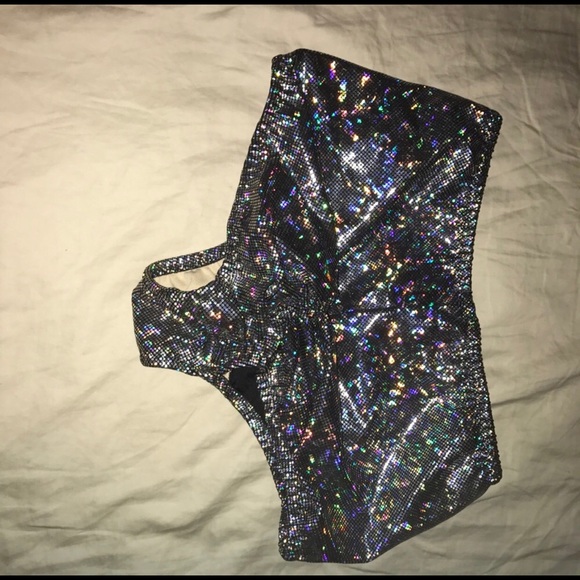 ✨SOLD✨Silver Rave Shorts - Picture 4 of 4